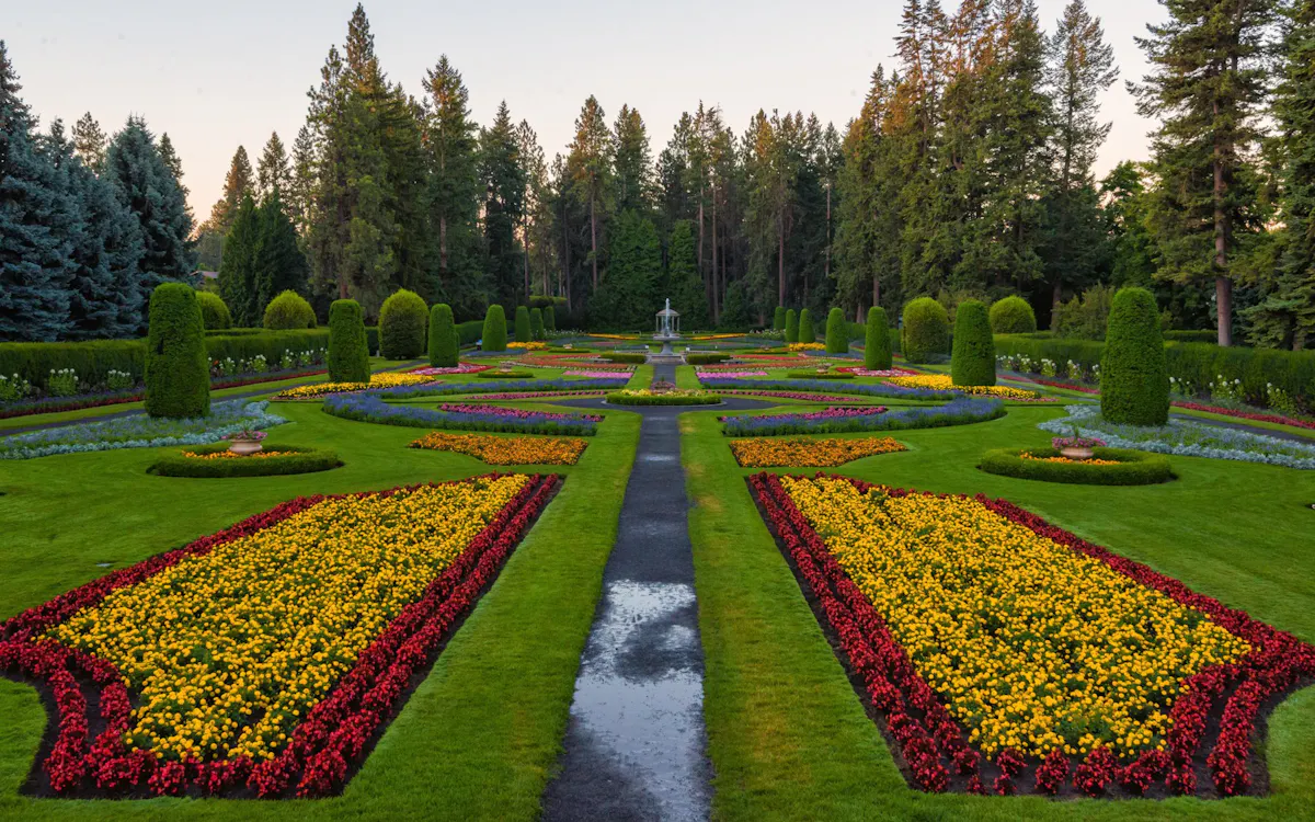0150 Manito Park Duncan Garden Credit Aaron Theisen Visit Spokane 3 25 19 large