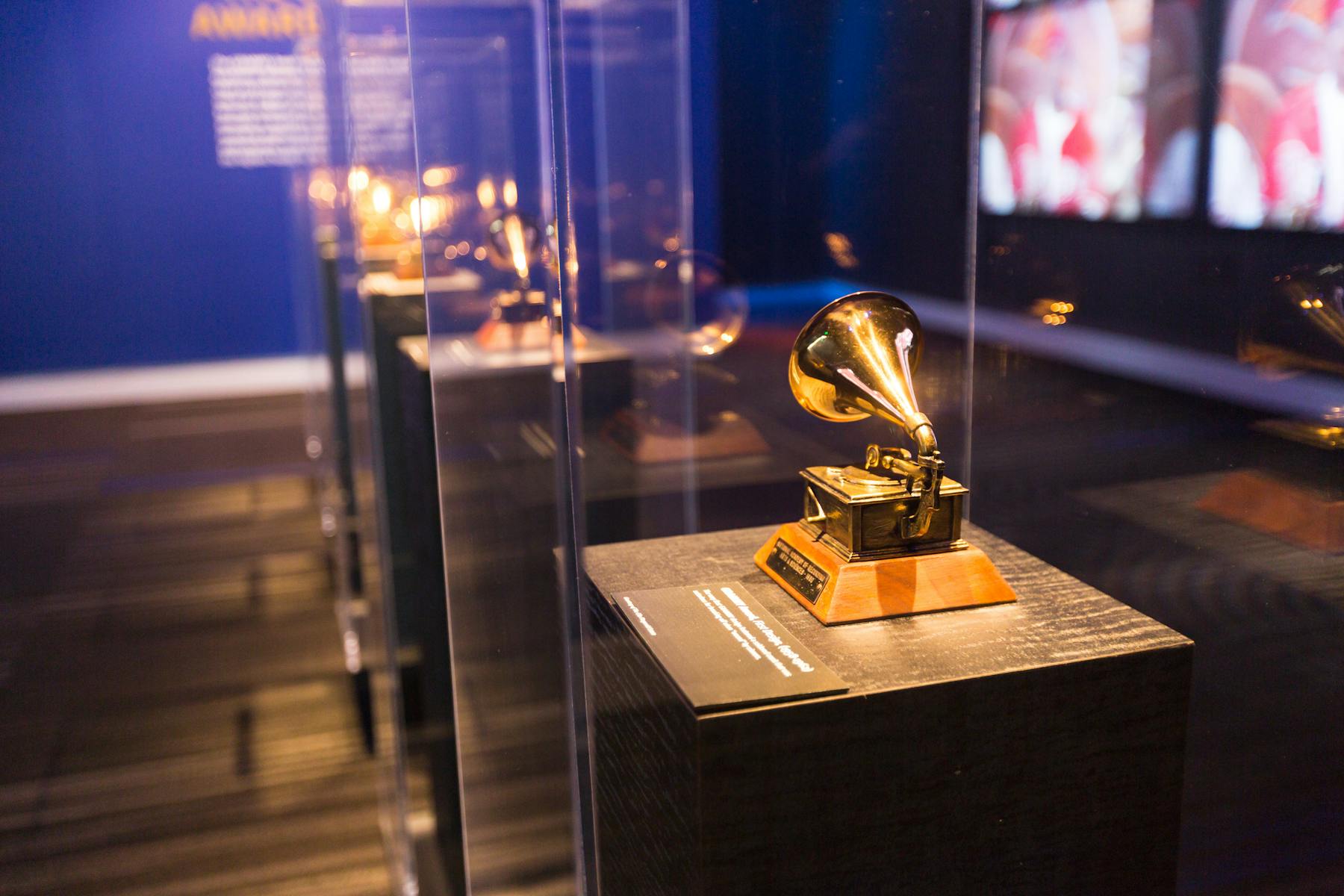 20170223 grammy museum cleveland interior 26