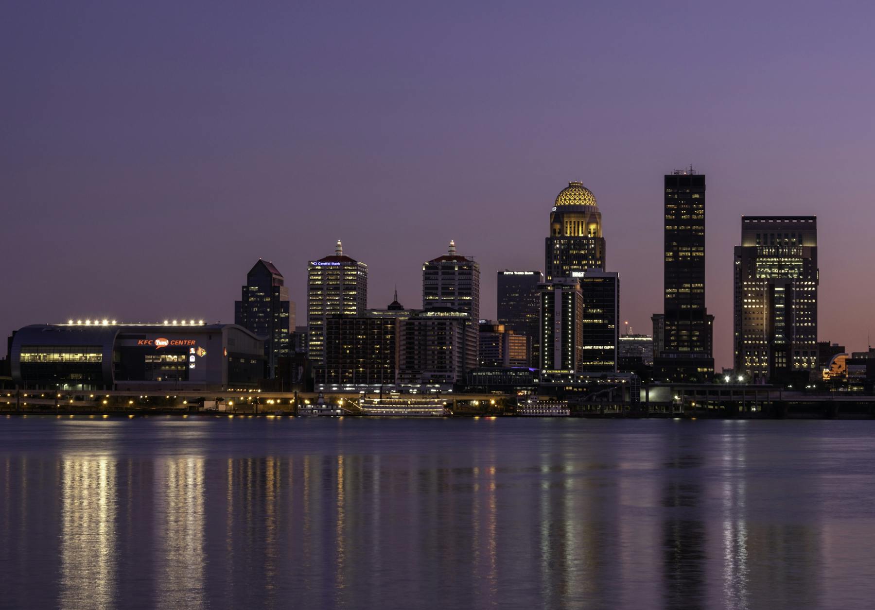 2019 KDT DSF6635 Louisville Skyline