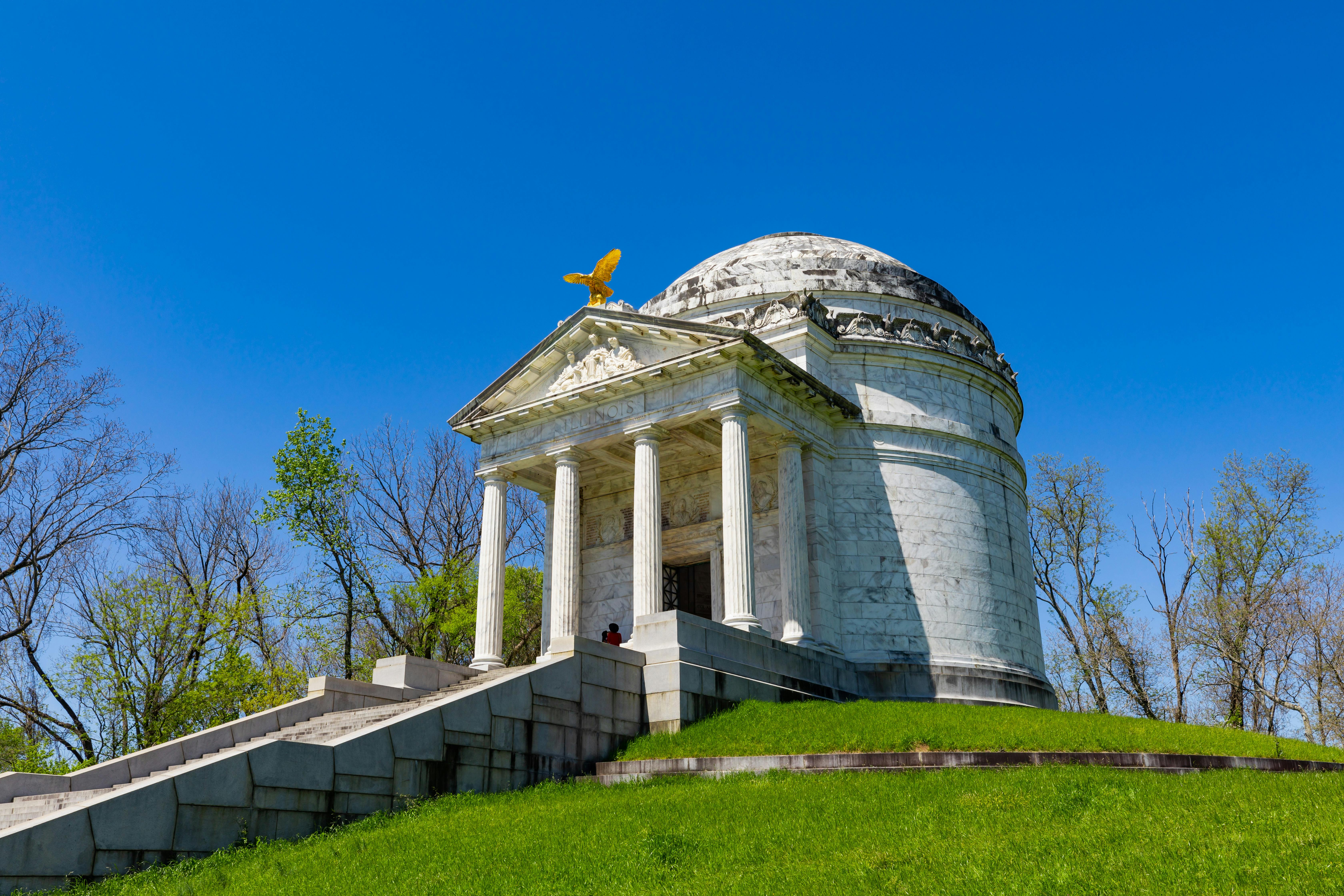20210402 vicksburg military park illinois state memorial rotunda mississippi 1.CR2 25