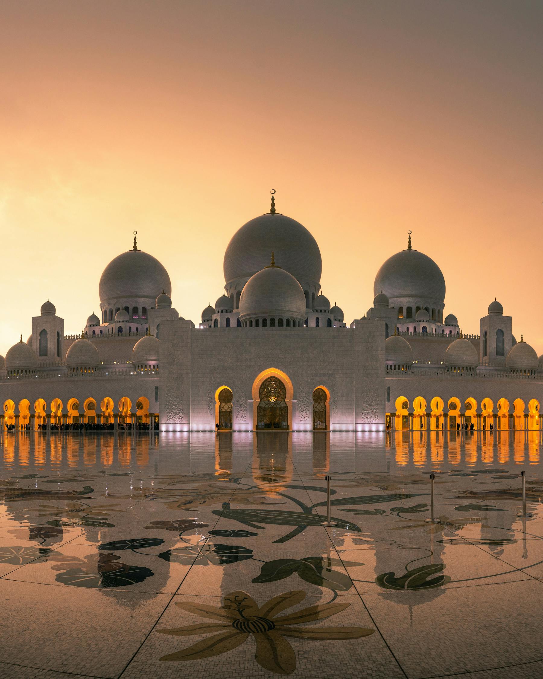 Abu Dhabi Unsplash