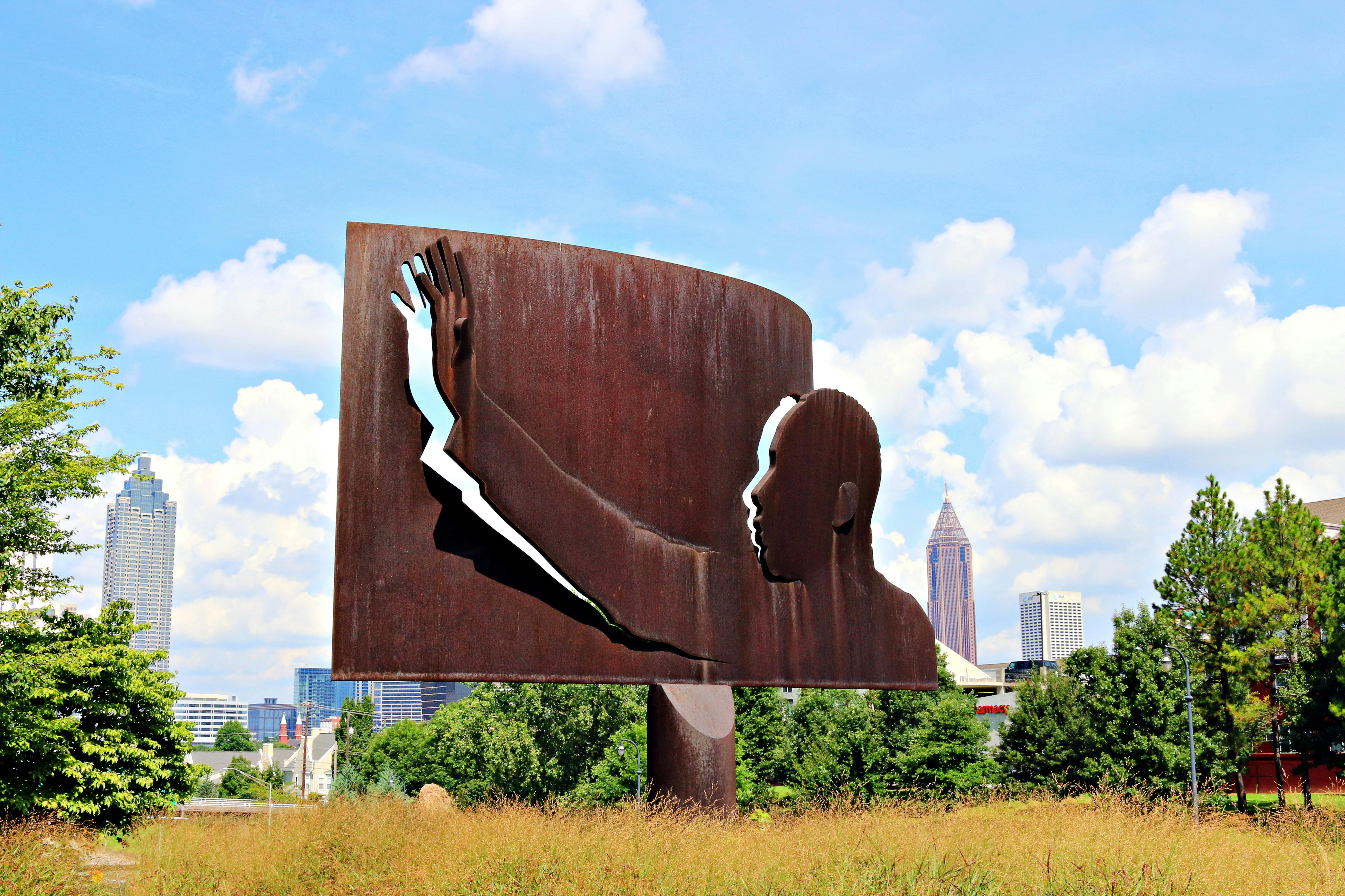 AtlantaMLKJrSculptureFreedomParkway