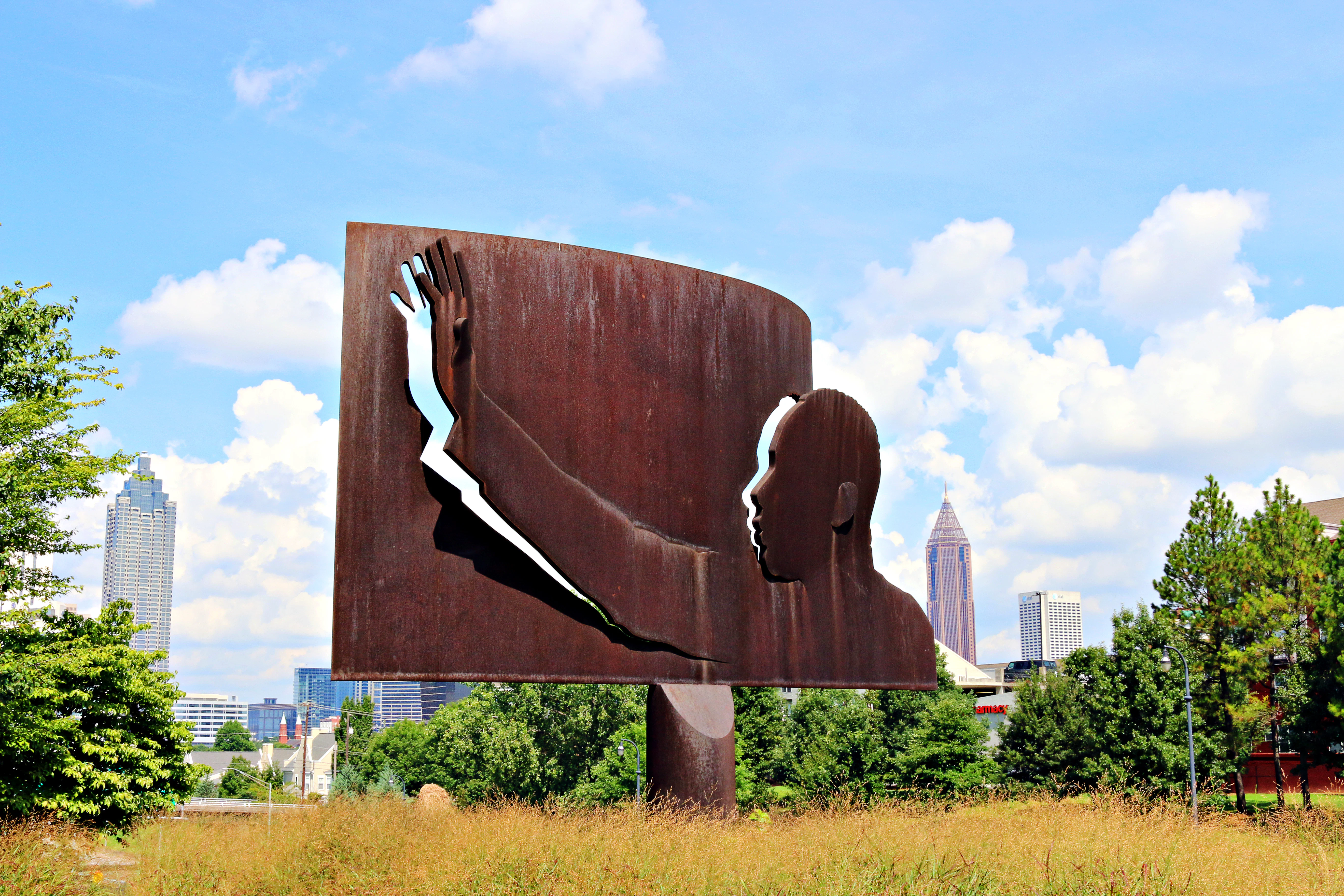 AtlantaMLKJrSculptureFreedomParkway
