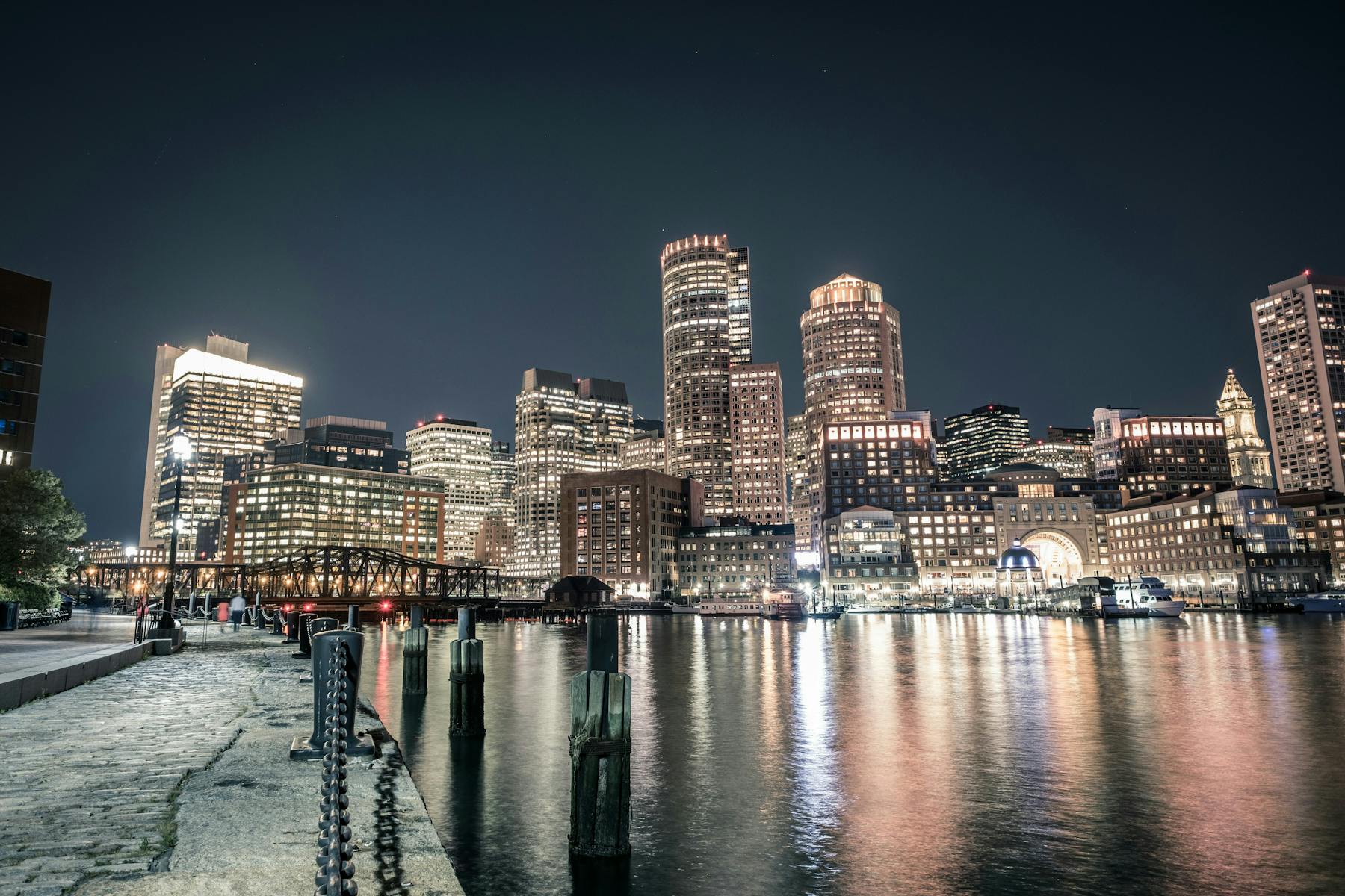 Boston bei Nacht