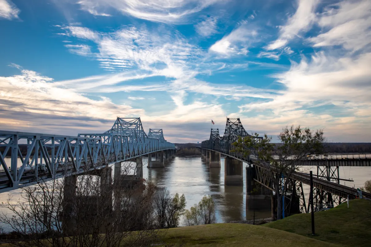 Gross Vicksburg River Shott2