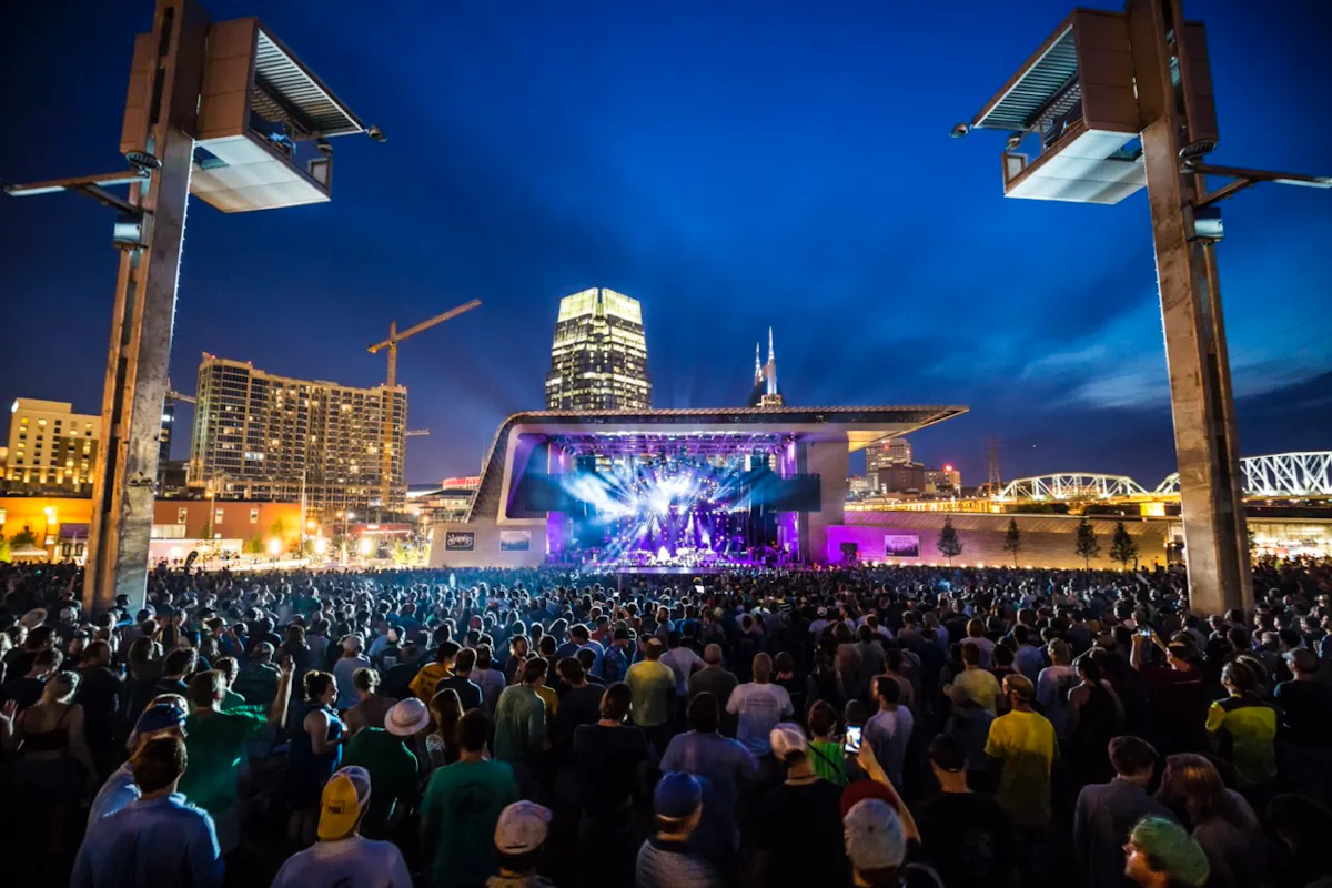 Gross ascend phish2015 alivecoverage 1