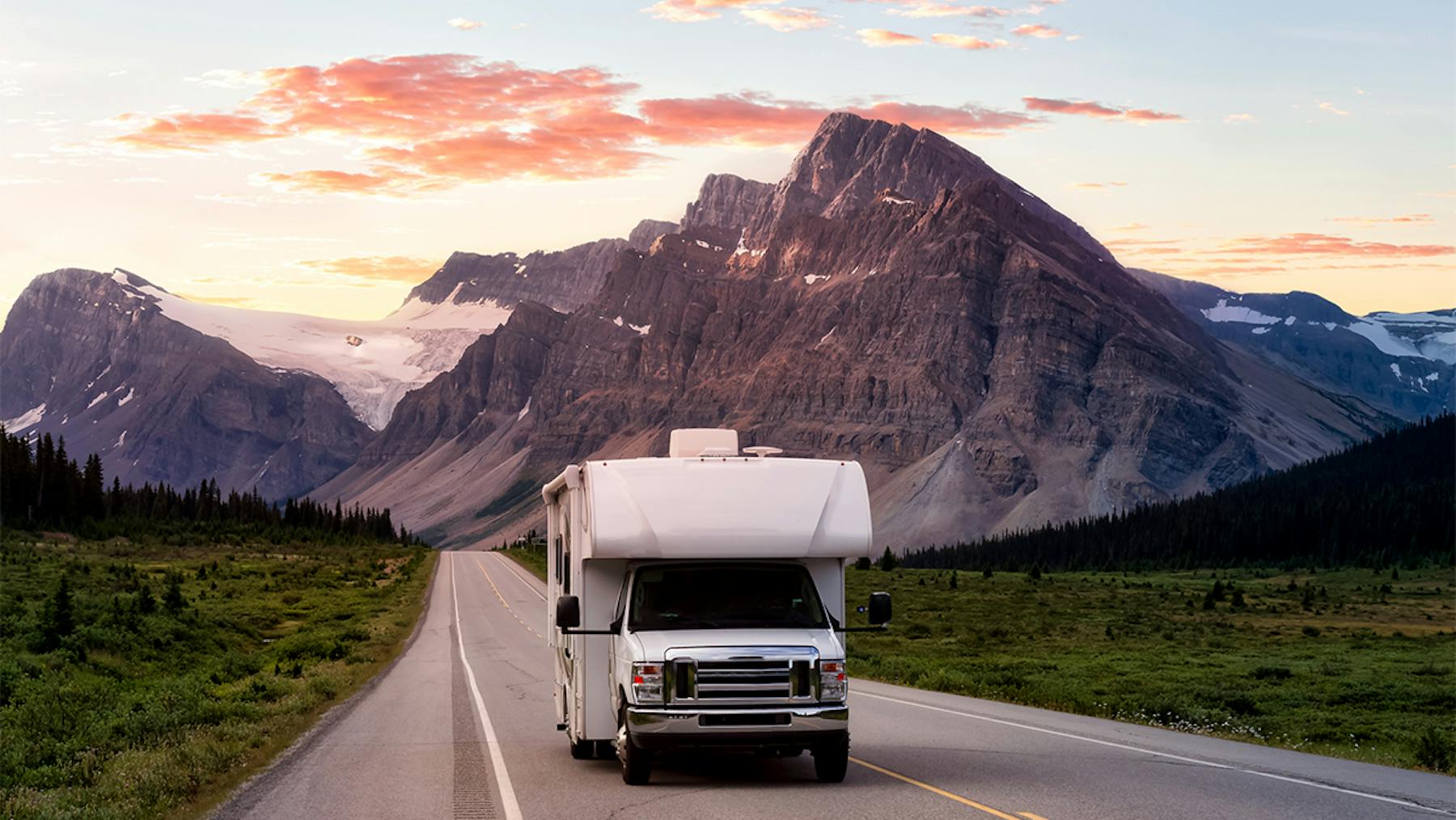 Kanada Wohnmobil Icefields Parkway Foto iStock edb3 16 2