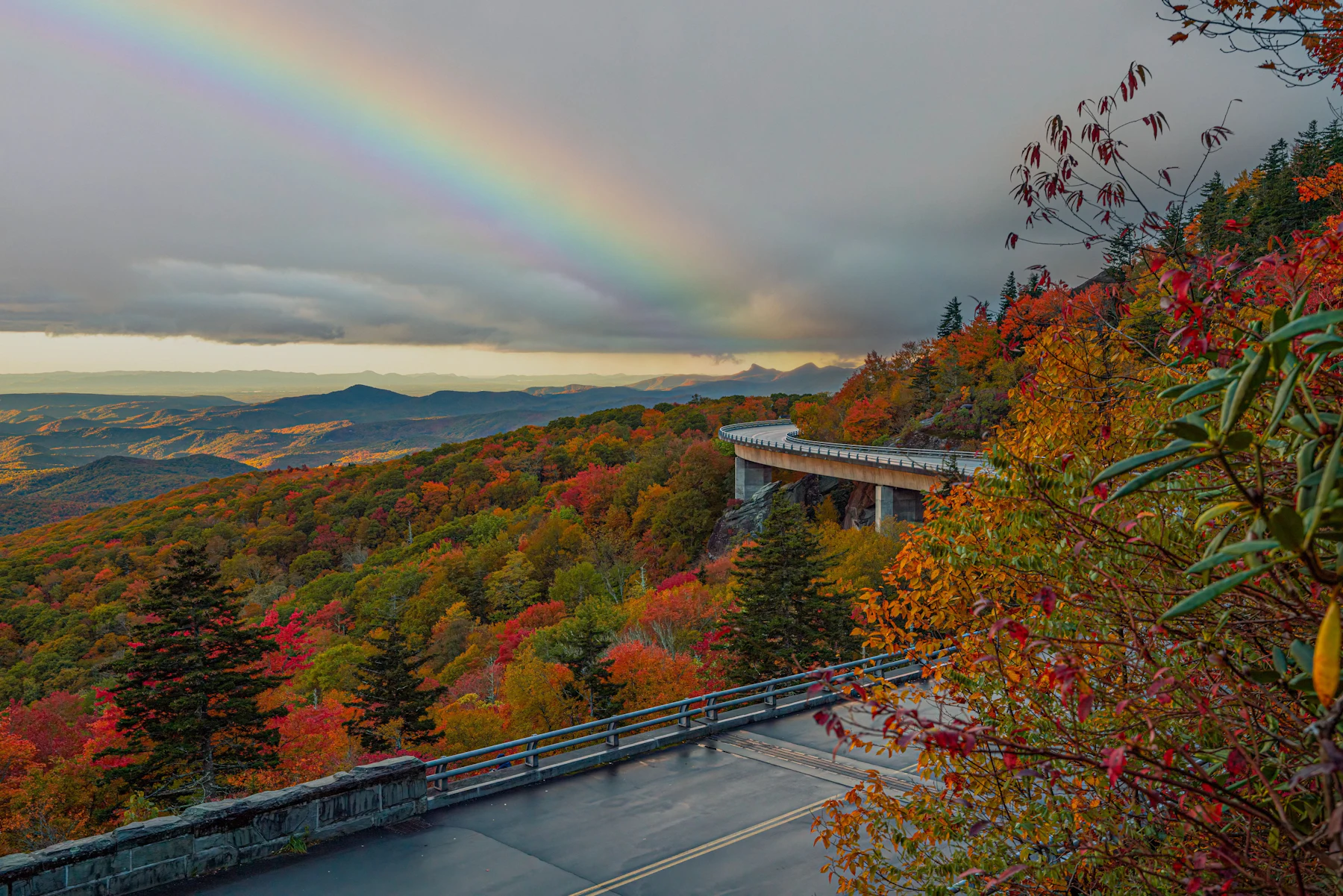 Linville linville gorge Grandfather Mountain NCPN fall 17