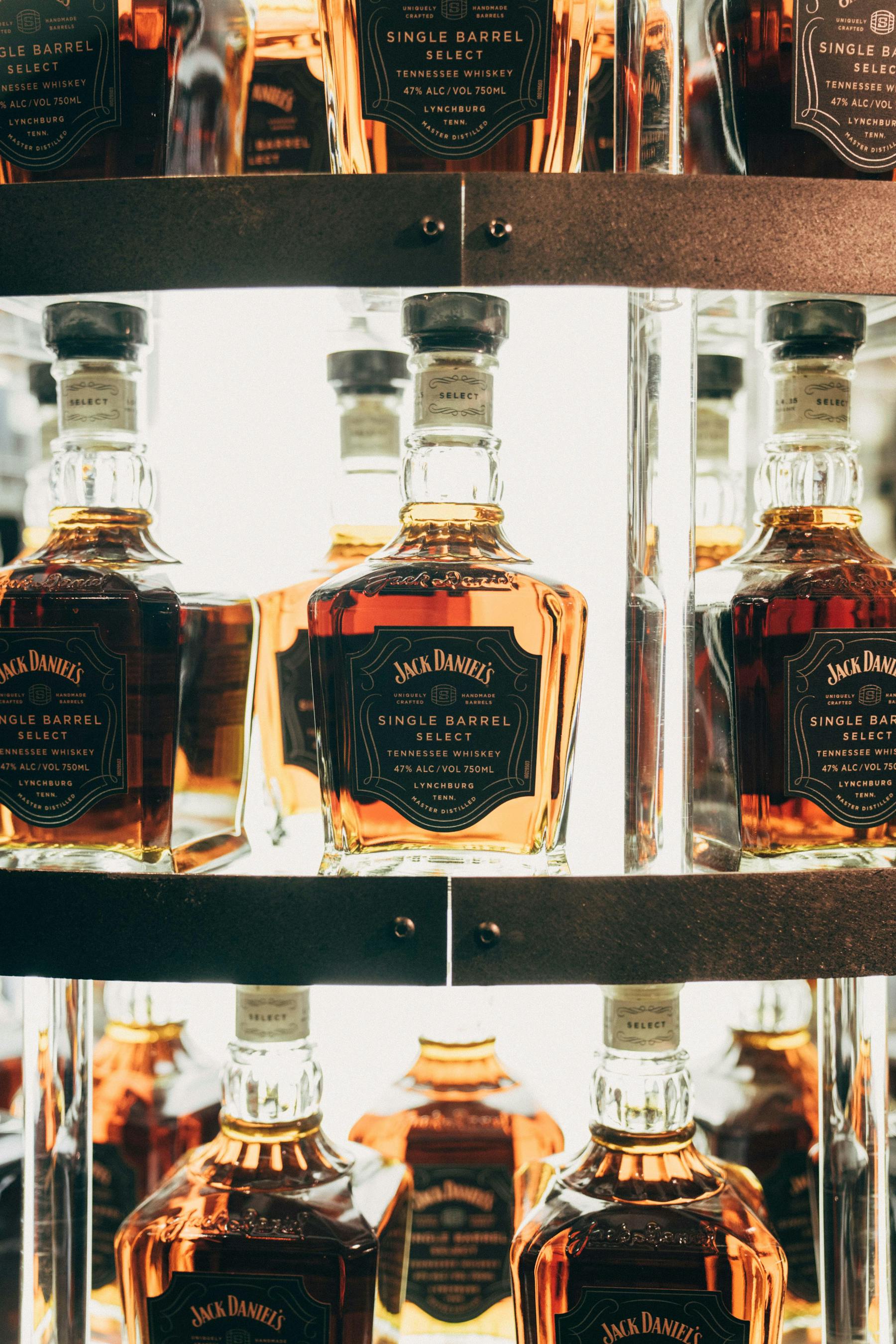 Lynchburg MooreCo JackDanielDistillery cTennessee Tourism Josh Ness