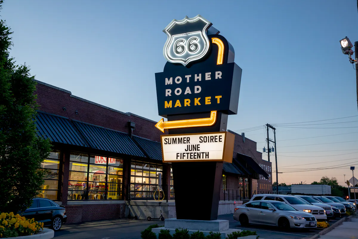 Mother Road Market 9836