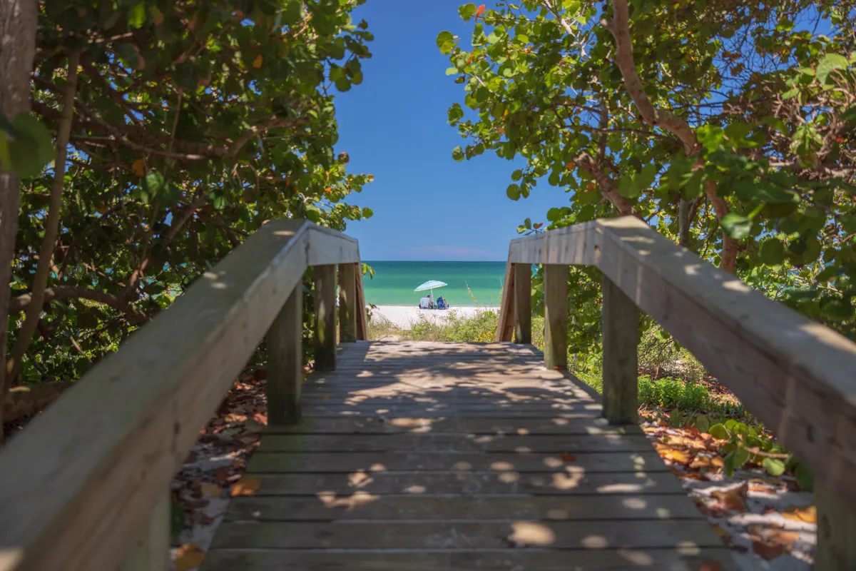 Naples Pier Mid day 2022 2