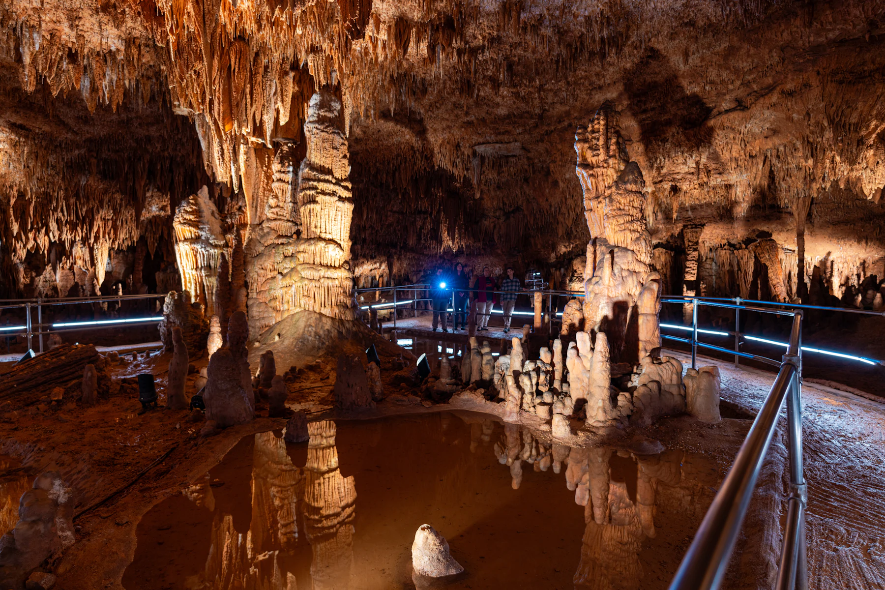 Onondaga Cave State Park 12