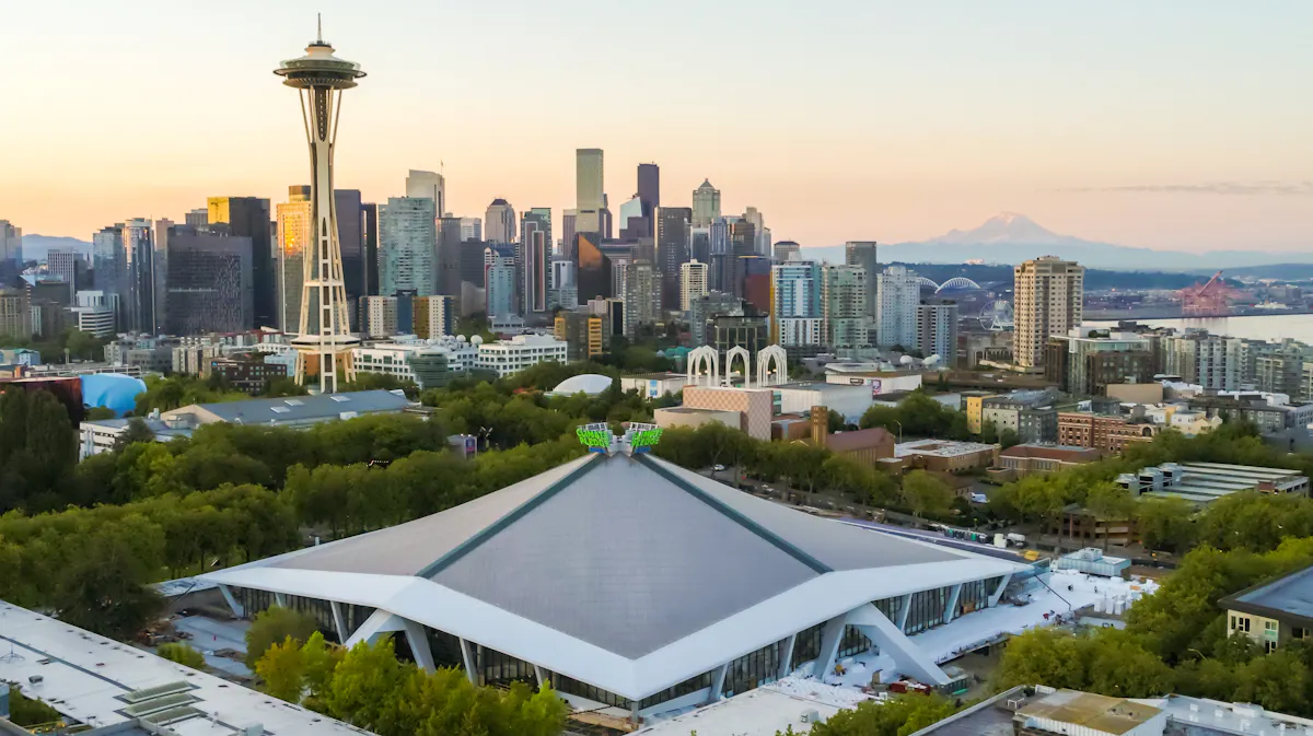 Queen Anne Michael Dyrland Climate Pledge Arena Sunrise