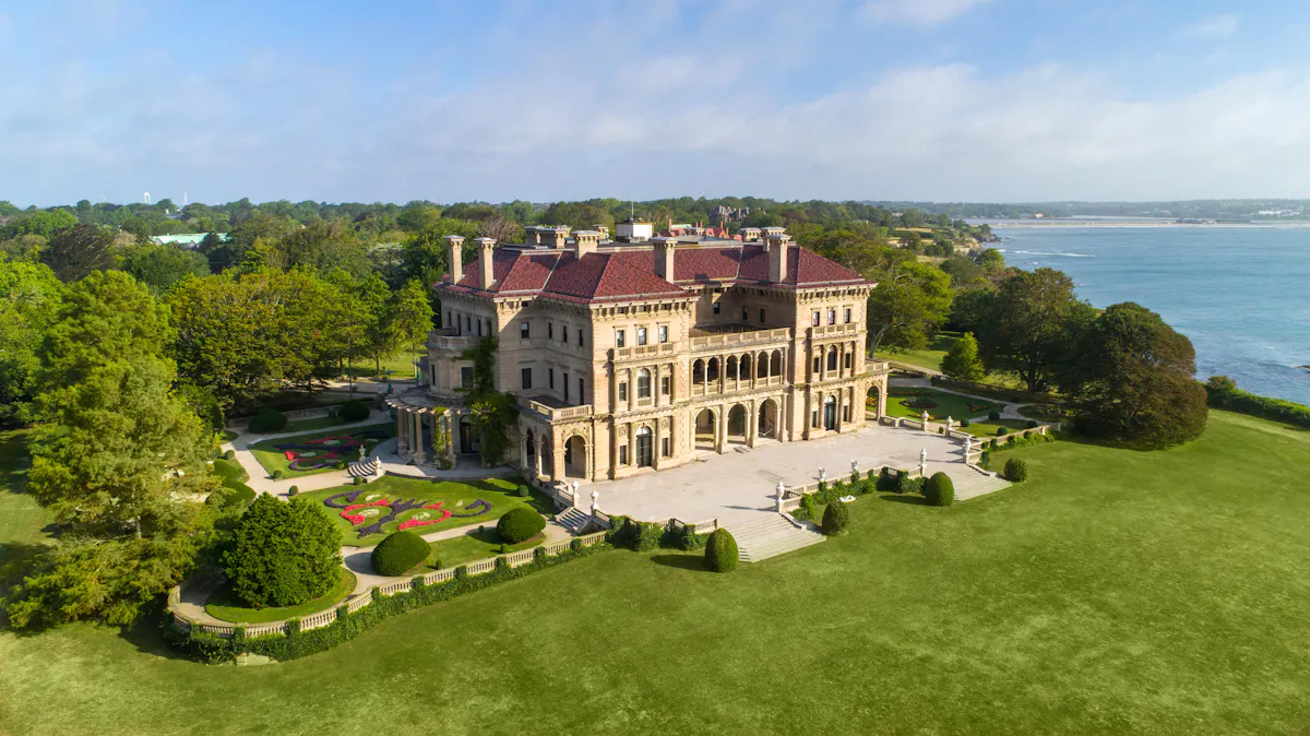 The Breakers Credit Hawk Visuals