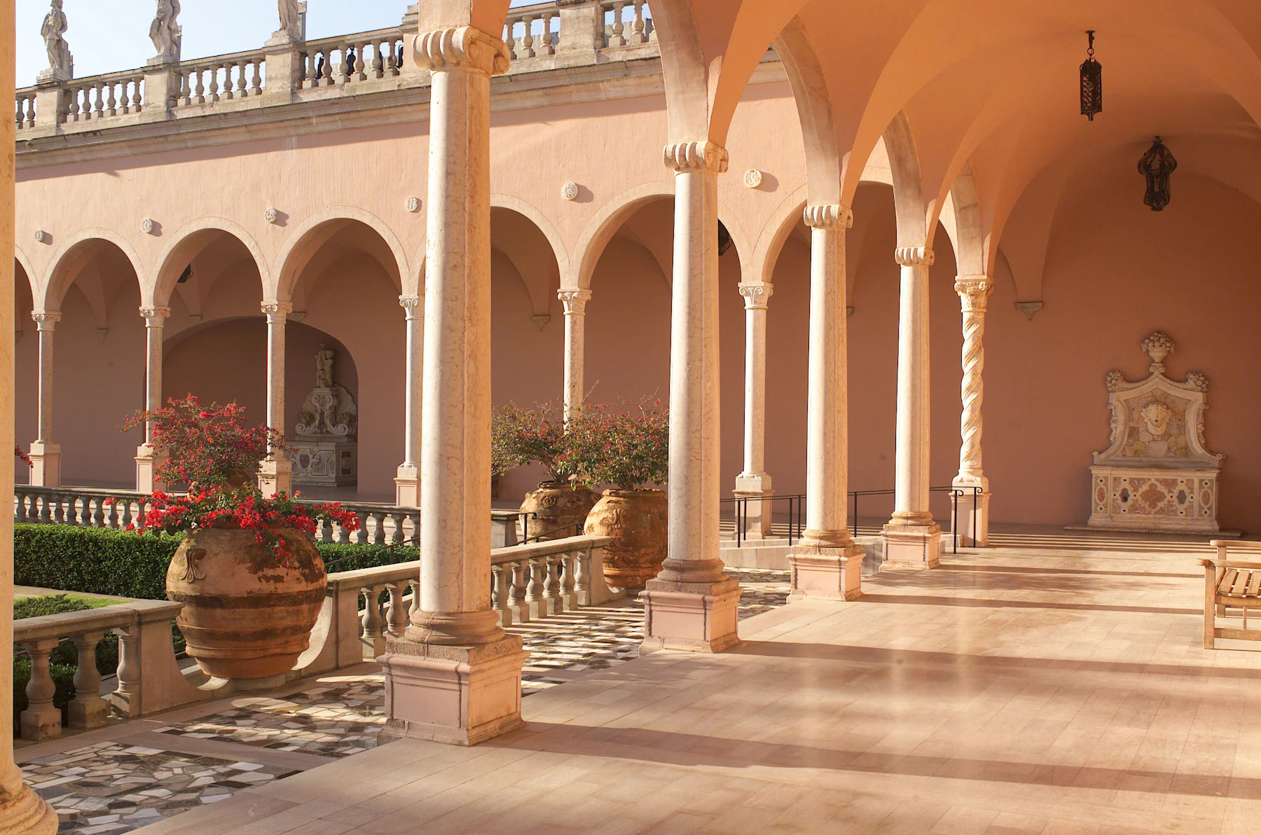 The Ringling 12