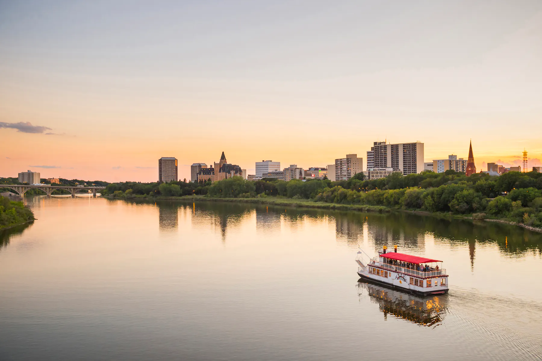 Tourism Saskatchewan Chris Hendrickson Photography Saskatoon Skyline