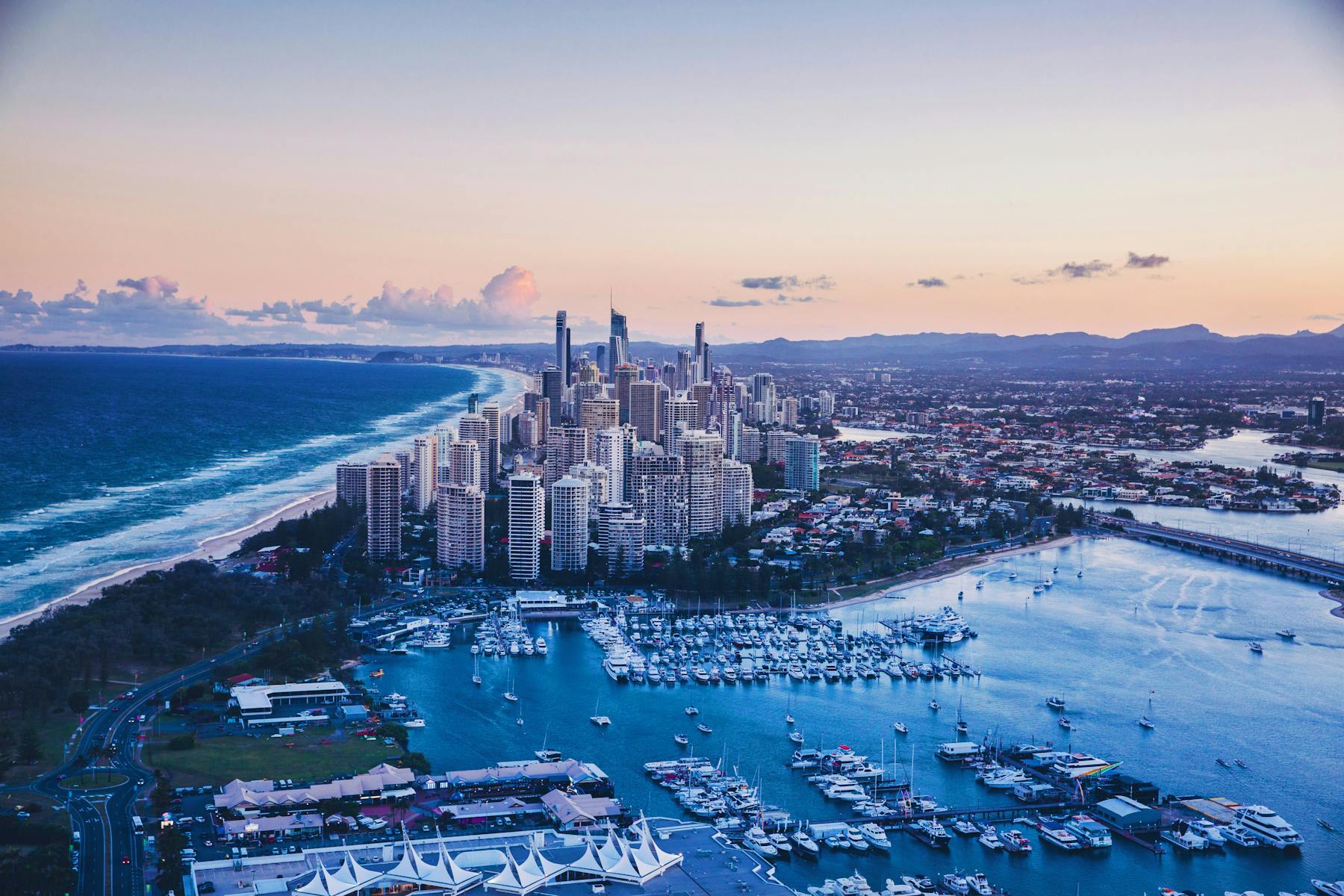 city of gold coast 4fq7tcUMnc4 unsplash