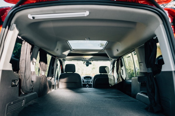 Escape Campervans USA Santa Cruz Innenraum