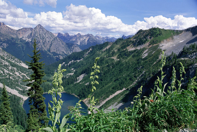 Washington - Alpine Lake