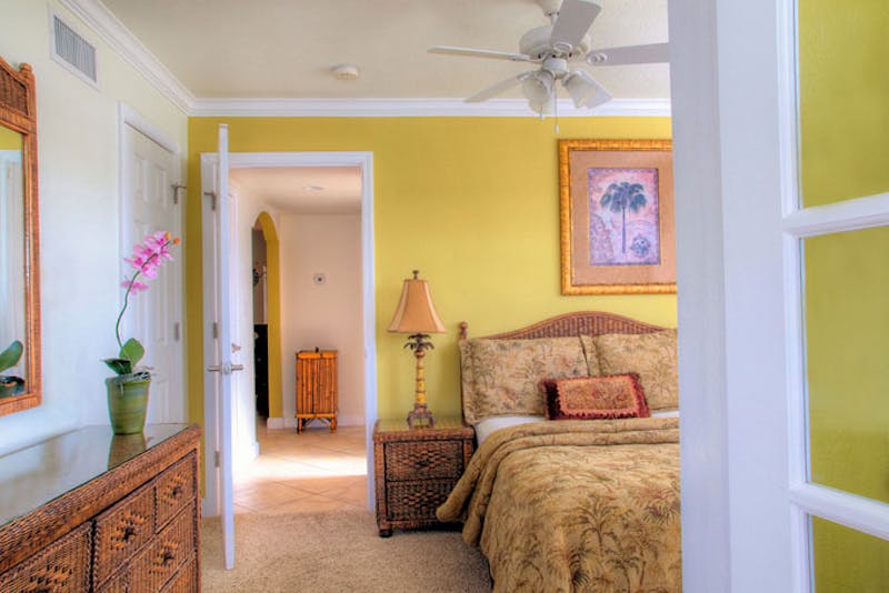 HotelFloridaBearfootBeach room2