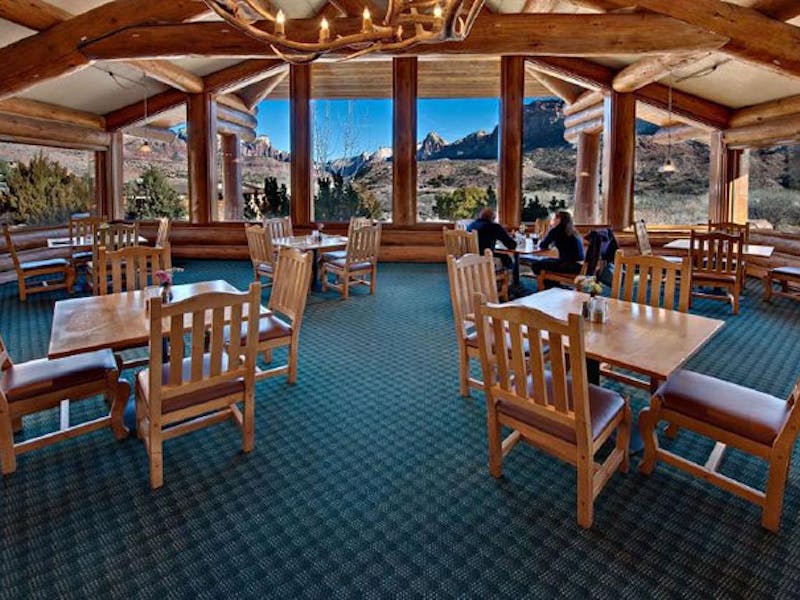 HotelUtahmajesticviewlodge zion dini