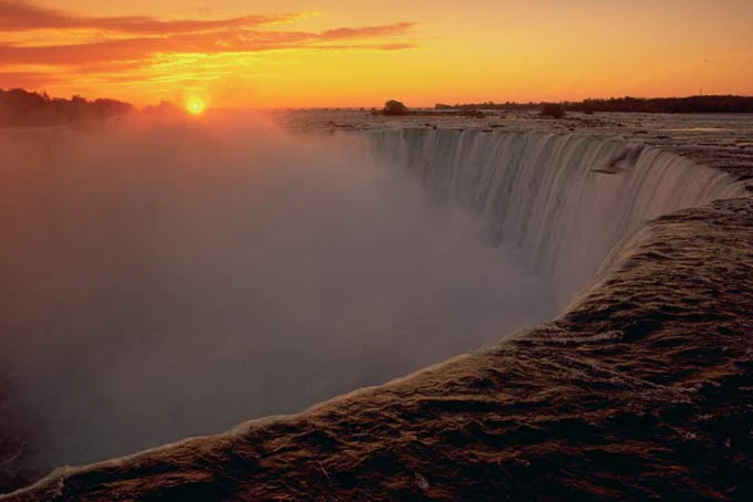 Niagara Fälle bei Sonnenuntergang