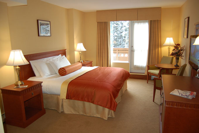 SkiBCsunpeaks sunpeakslodge room