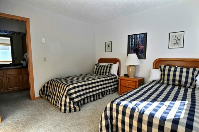 SkiMTBig SkyBigHornCondos Room