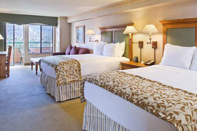 SkiCOBreckeridgeDoubletree room