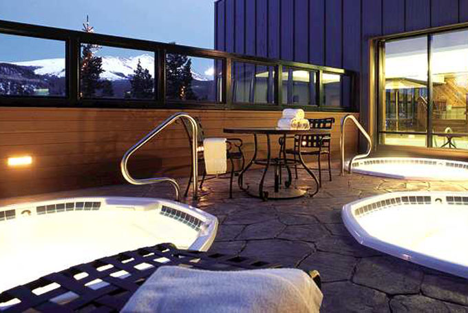 SkiCOBreckeridgeDoubletree whirlpool