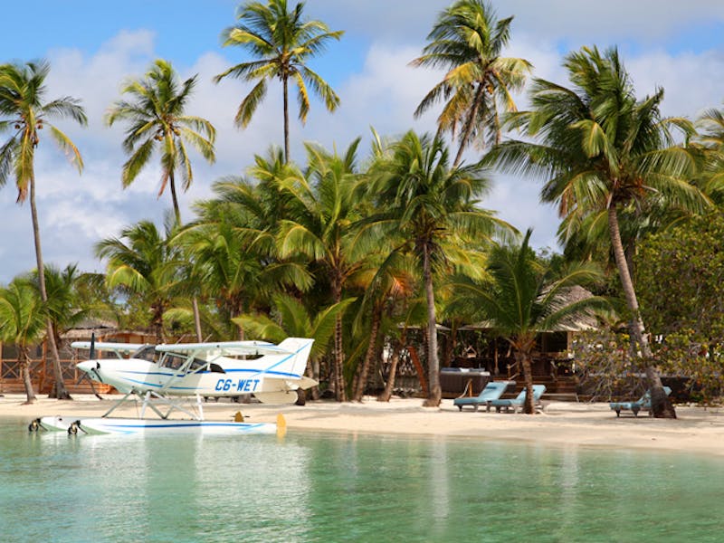 HotelBahamasTiamo Resort ext seaplane