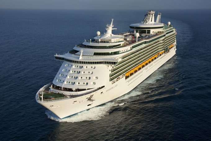 KreuzfahrtRCCLNavigatoroftheSeas aussen