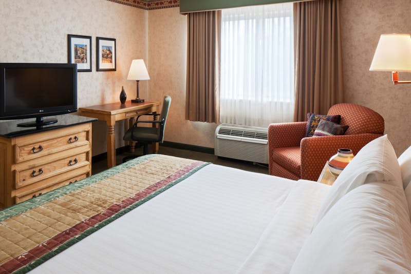 HotelSantaFeCourtyardKing