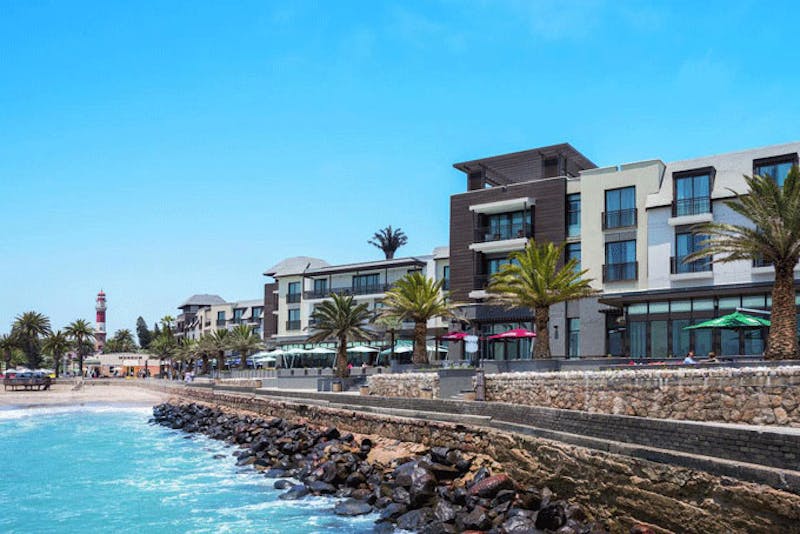 HotelNamibiaHotelStrandAussen