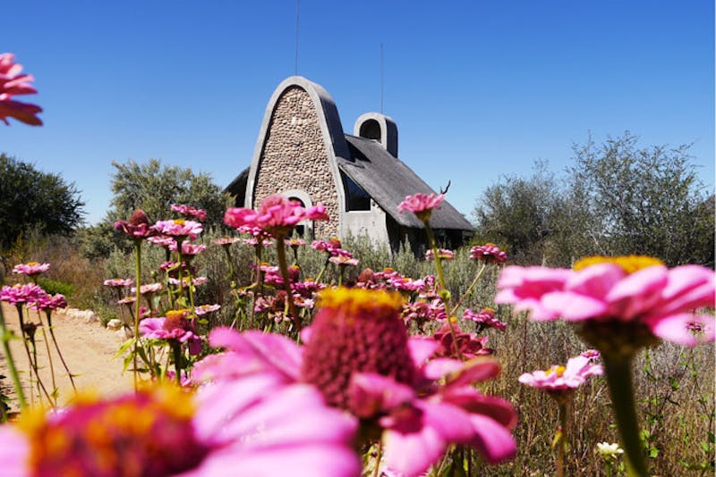 HotelNamibiaNaankuseLodgeChaletFlower