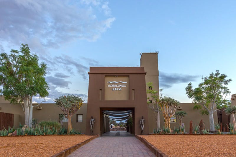 HotelNamibiaSossusvleiLodgeEntrance