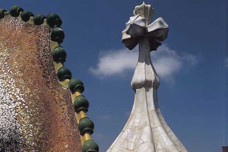 SpanienBarcelonaGaudi Himmel