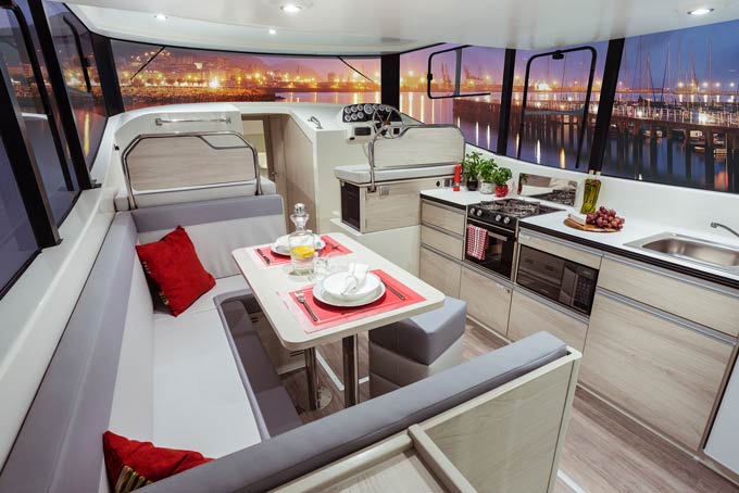 OntarioHausbootLeBoatinnen3