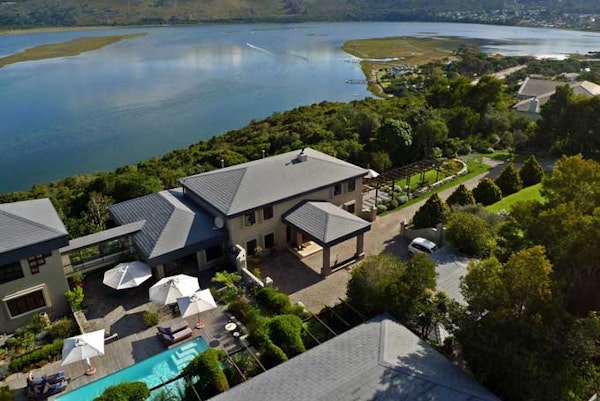 HotelSuedafrikaKanonkop HouseAerial view and the Lagoon