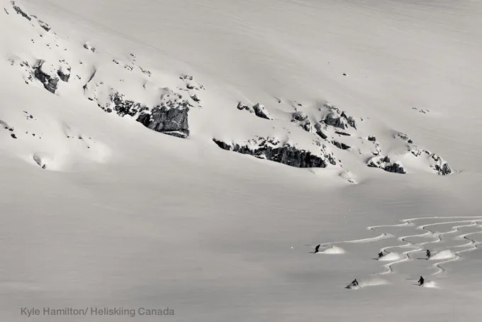 SkiABBanffHeliSkiing2