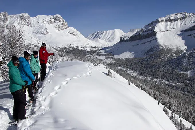 SkiABLakeLouiseSnowshoeTour2
