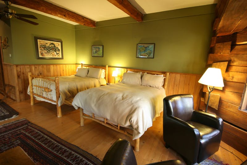 HotelNova ScotiaTrout Point LodgeAcadian Junior Suite