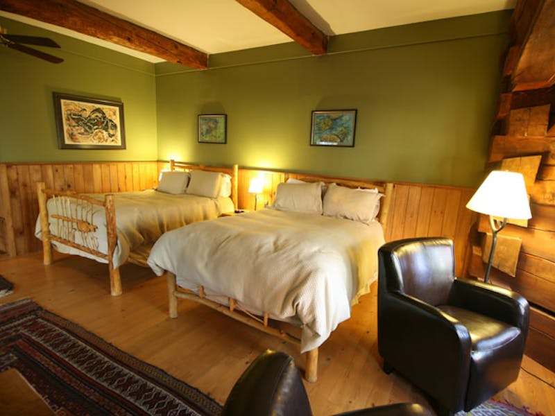 HotelNova ScotiaTrout Point LodgeAcadian Junior Suite