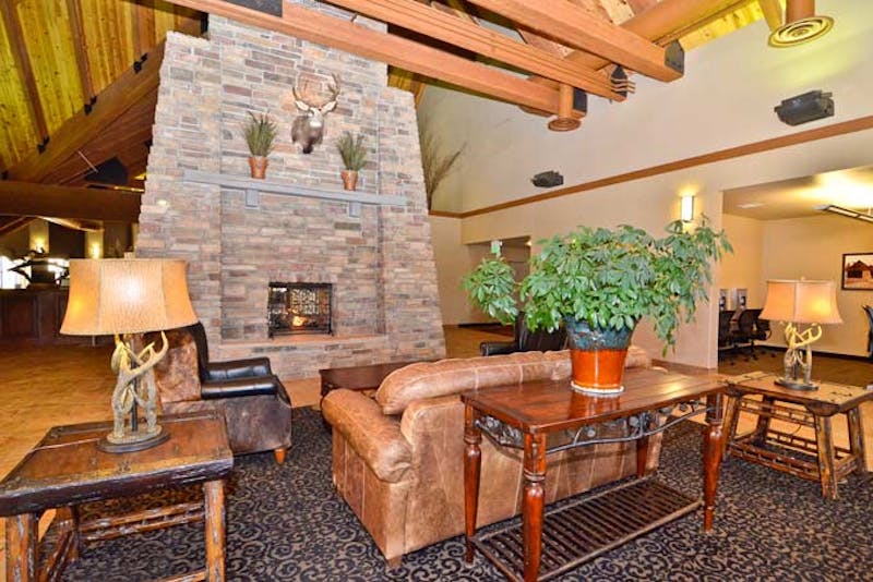 HotelUtahBryceCanyonBWPlusBryceCanyonGrand Lobby