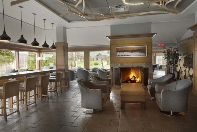 HotelQuebecLacALEauClaire innen