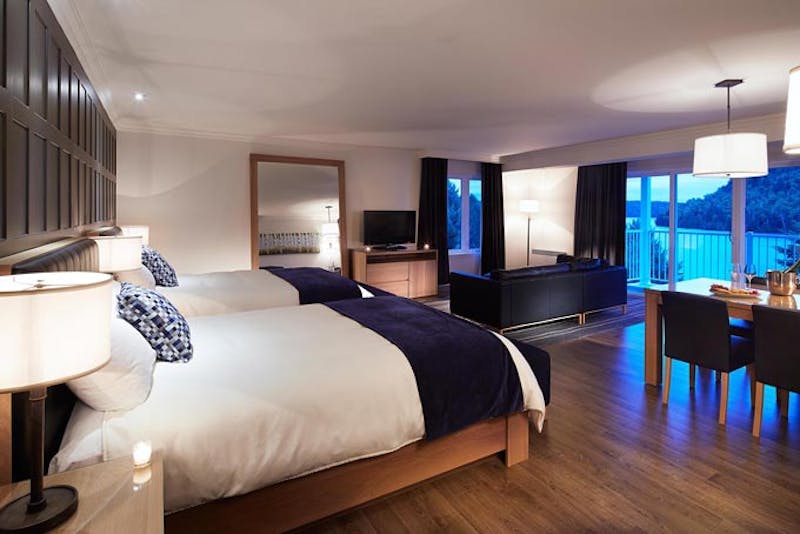 HotelQuebecLacALEauClaire Room3