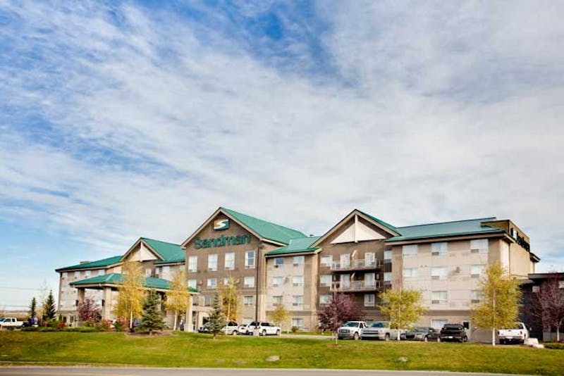 HotelAlbertaCalgary SandmanWest2