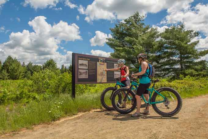 OntarioBikingAlgonquin1