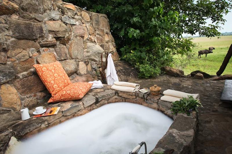 UgandaApoka Lodge Kidepo Tub