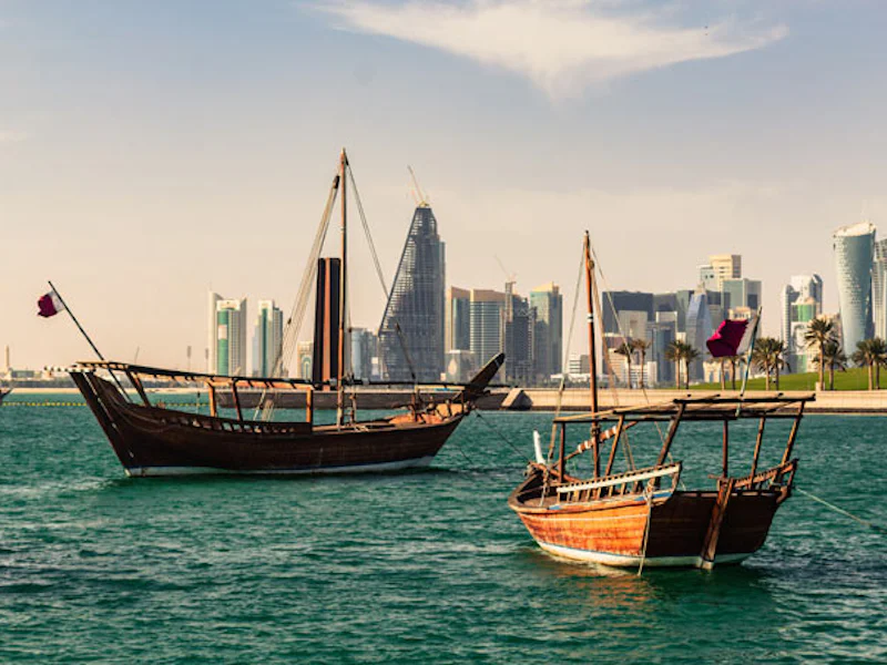 KatarSkyline Doha mit Booten